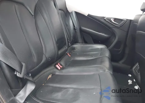 2015 Chrysler 200 C из США, поврежденный, VIN 1C3CCCCG4FN525920